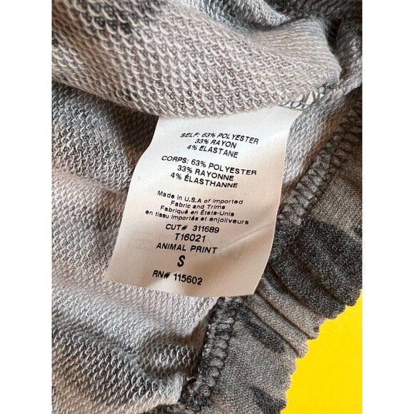 Lush Turtleneck Drawstring Sweatshirt Top Womens S Grey Leopard Long Sleeve NWT - Picture 5 of 6